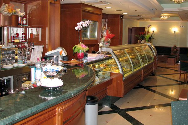 Pasticceria Amadio - Bozzi Arredi