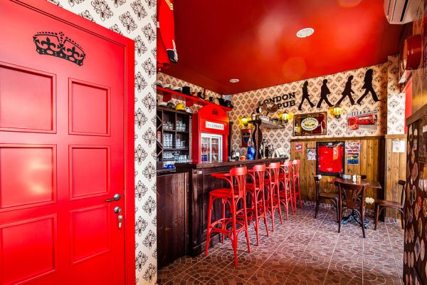 London Pub - Bozzi Arredi